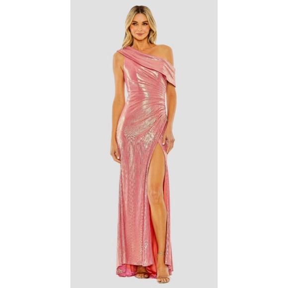 NWT Mac Duggal Off The Shoulder Ruched Waist Slit Metallic Gown Coral Pink Sz 0 - Picture 1 of 8